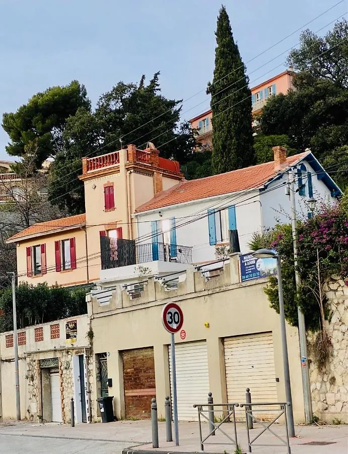 Villa Marseille-au-bord-de-l'eau