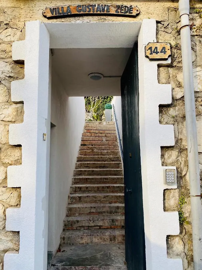 Villa Marseille-au-bord-de-l'eau France